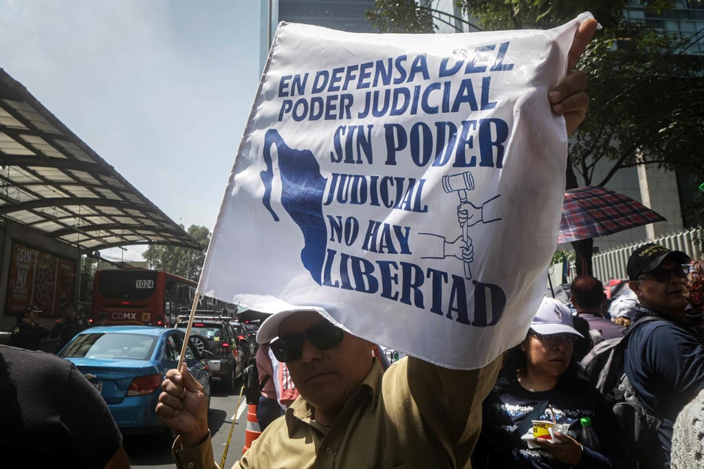 Gobernadores de la 4T arremeten contra jueces