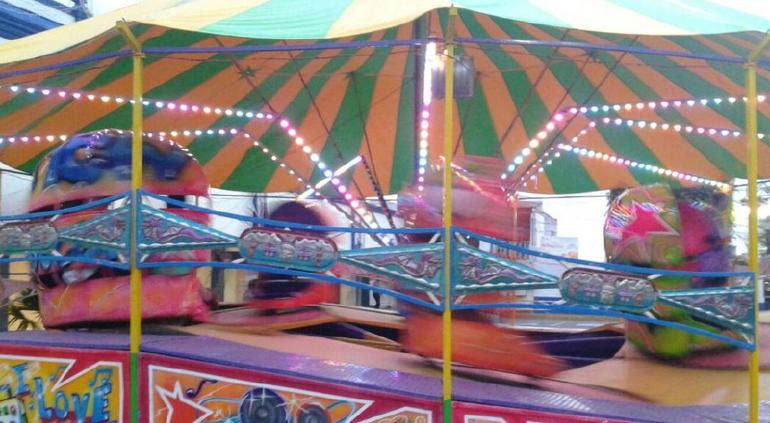 Hombre sufre accidente en las 'tazas locas' y pierde la vida