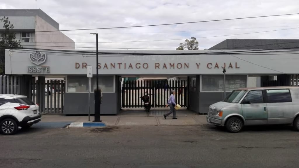 Detalles. Una mujer perdió la vida después de sufrir una caída en su casa y no poderse mover correctamente, además de que presentó quemaduras en los pies.