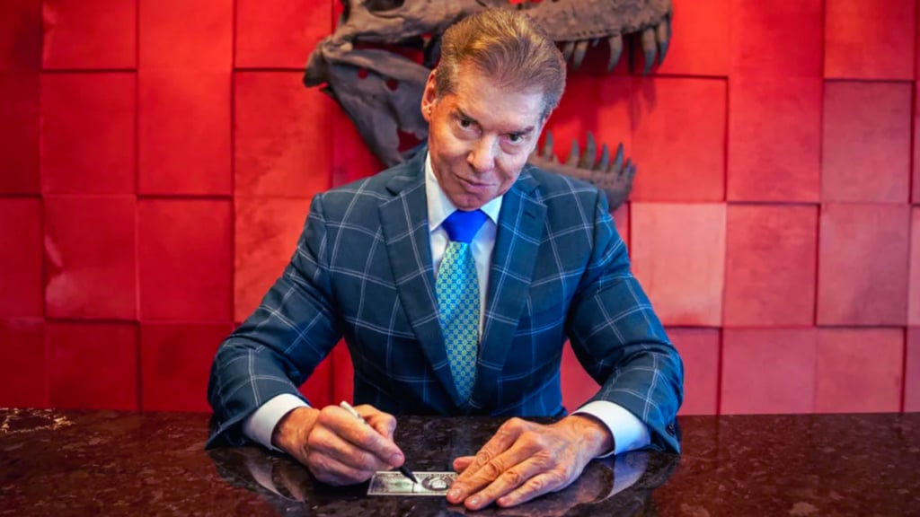 WWE: Vince McMahon está de regreso en los negocios