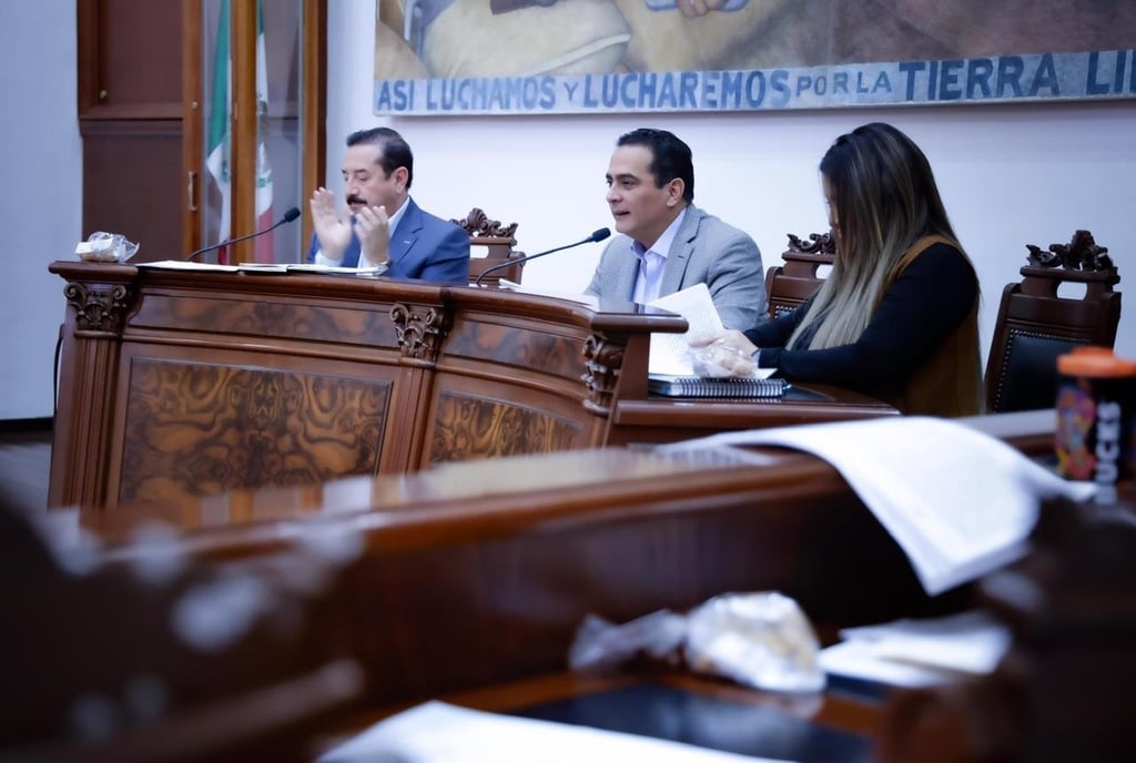 Trámite. Toño Ochoa presentó el anteproyecto de Ley de Ingresos y Presupuesto de Egresos para 2025. 
