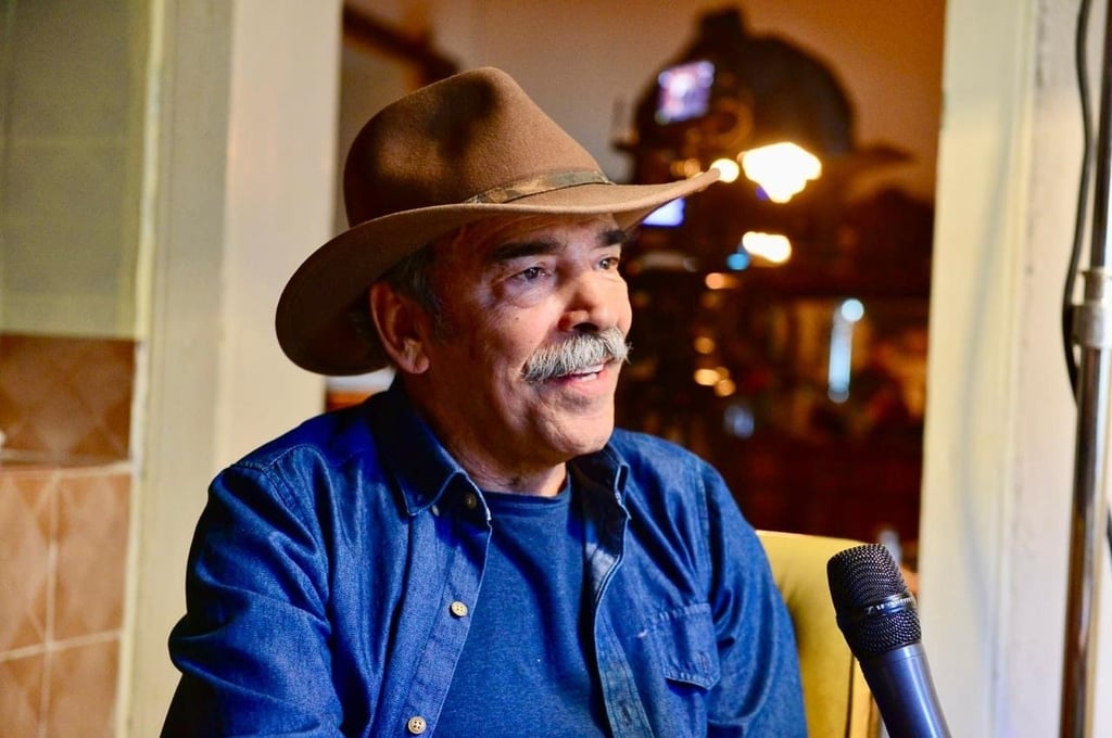 Opinión. Durante su visita, Damián Alcázar subrayó la calidad del talento en Durango, desde actores hasta guionistas y productores, que participaron en esta filmación. 