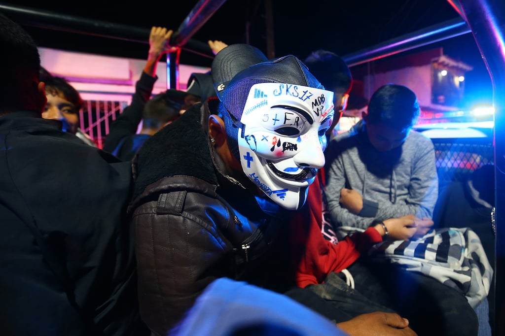 Operativo. En años anteriores, en la noche de Halloween se ha detenido a jóvenes que portan palos o armas blancas o que se encontraban consumiendo drogas en vía pública.