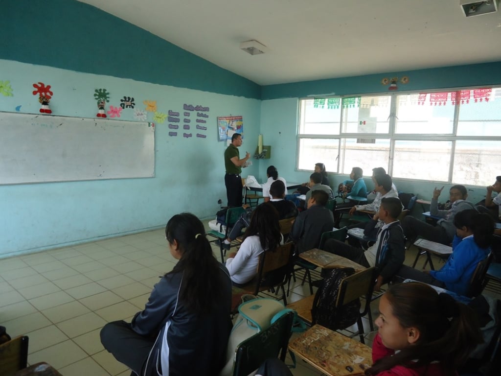 Fecha. El programa iniciaría el próximo año para todos los alumnos de secundaria en el estado.