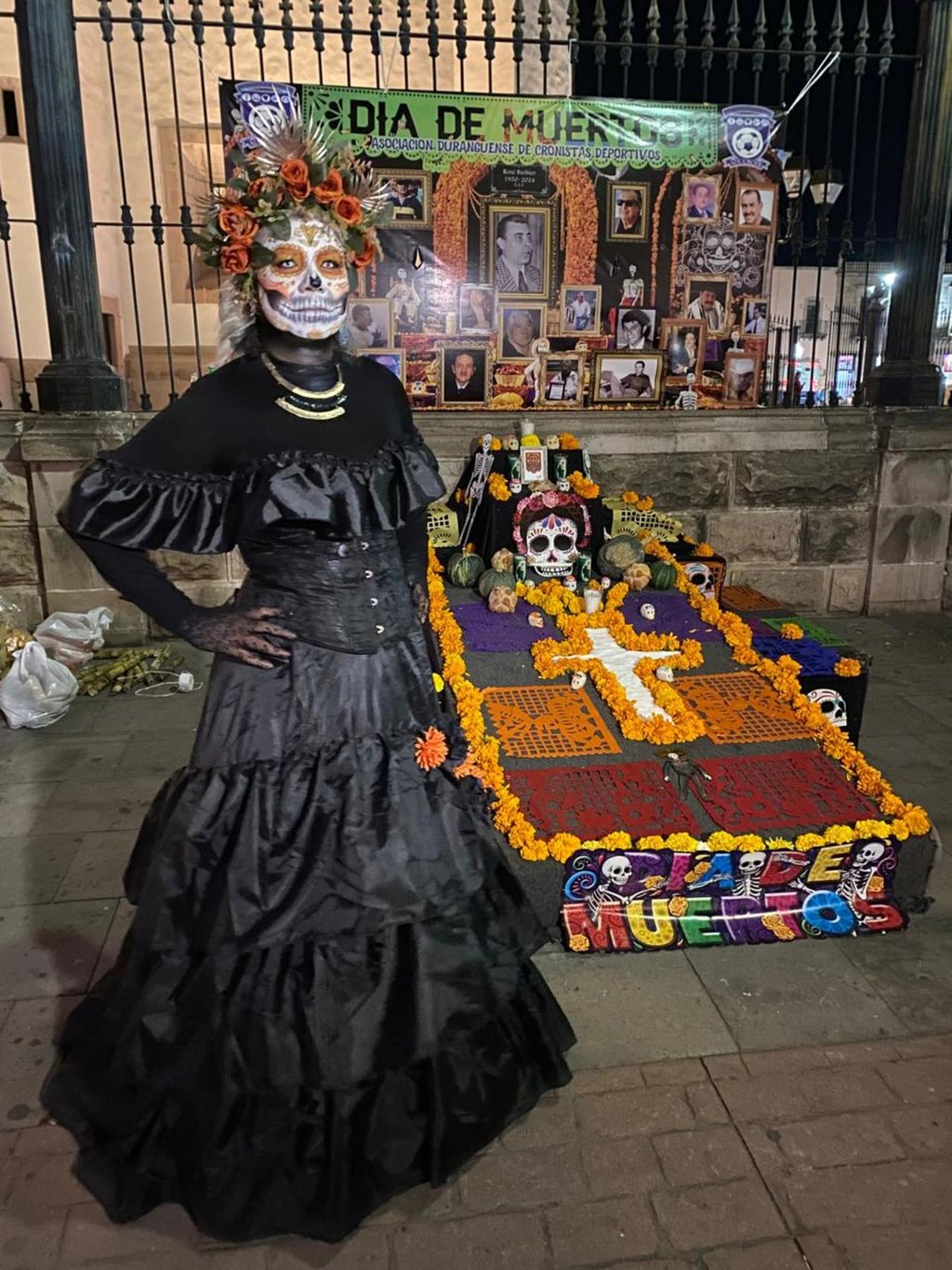 Altar. La tradición del altar de muertos de los Cronistas Deportivos sigue intacta.