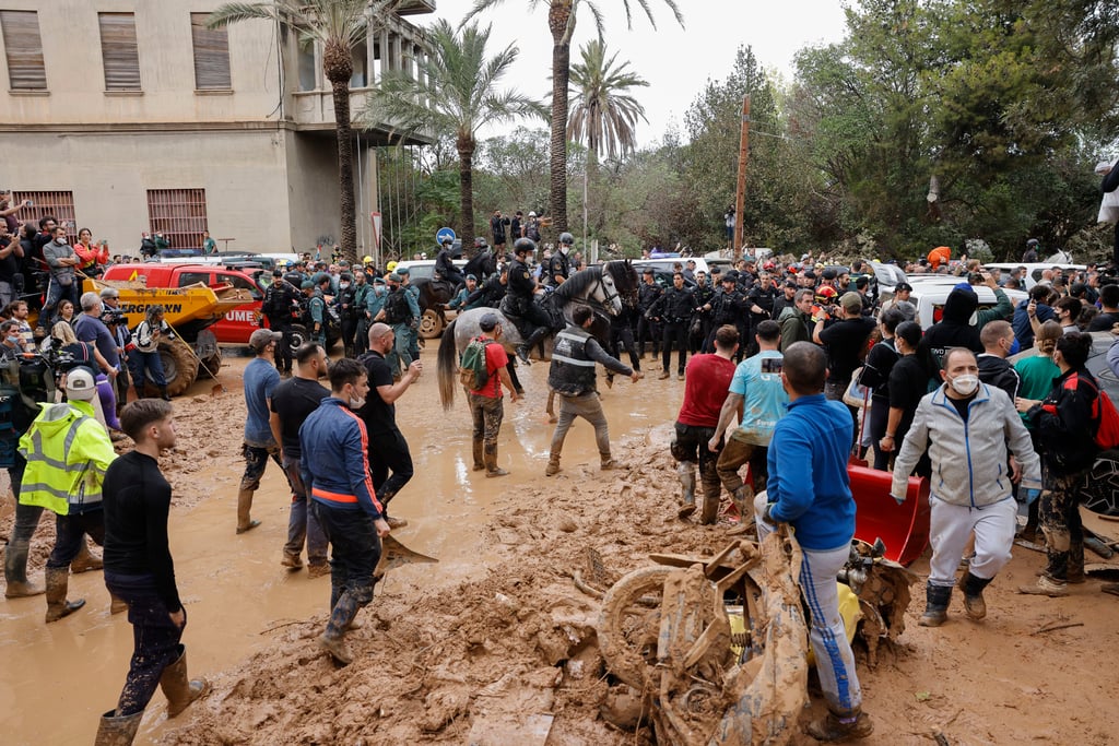 España: Muertes por inundaciones asciende a 217; la mayoría en Valencia