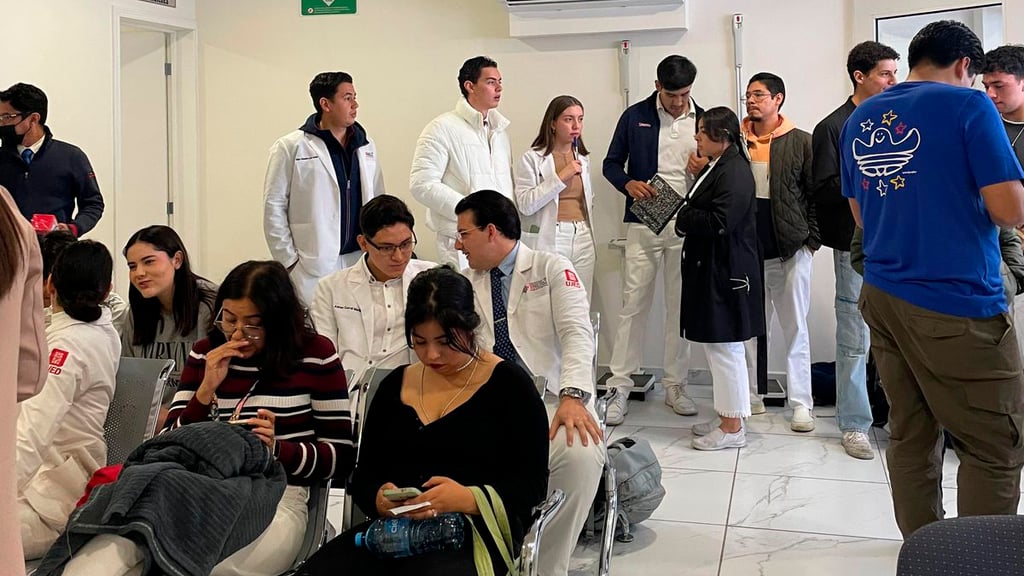 Más de 90 alumnos de la Famen donan sangre de forma altruista