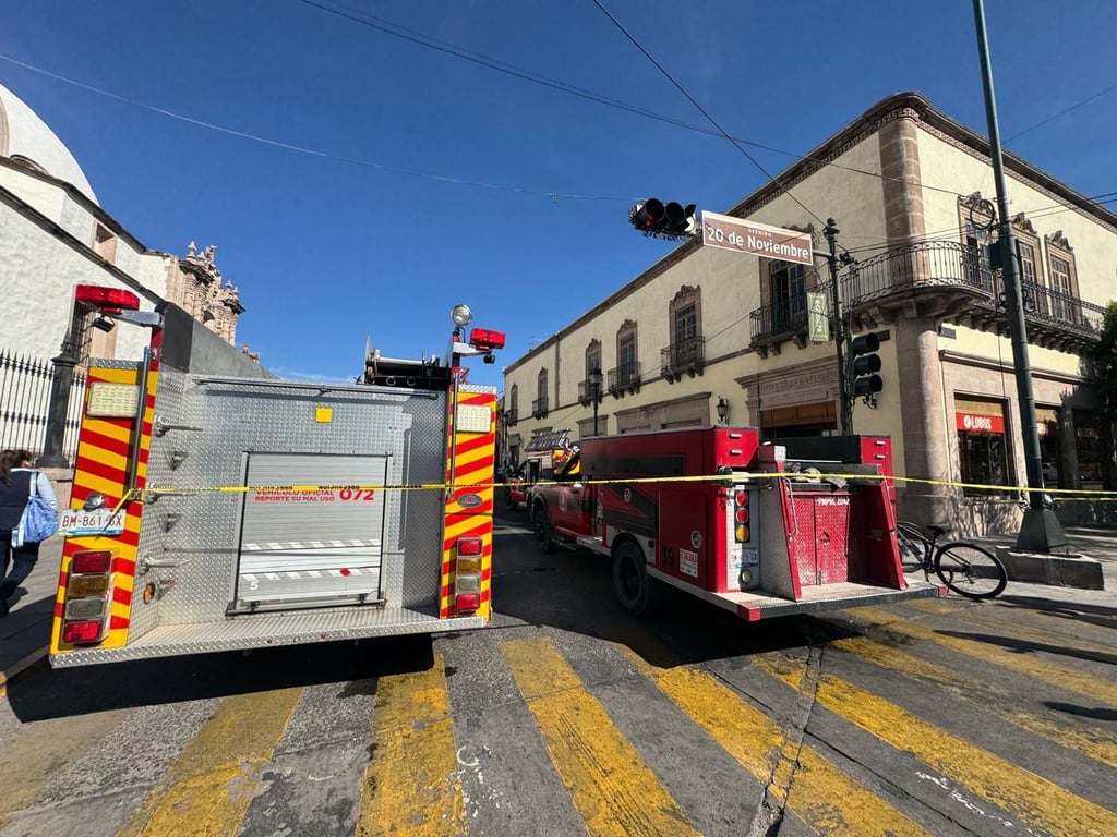 ¡Flamazo! en céntrico edificio de Durango