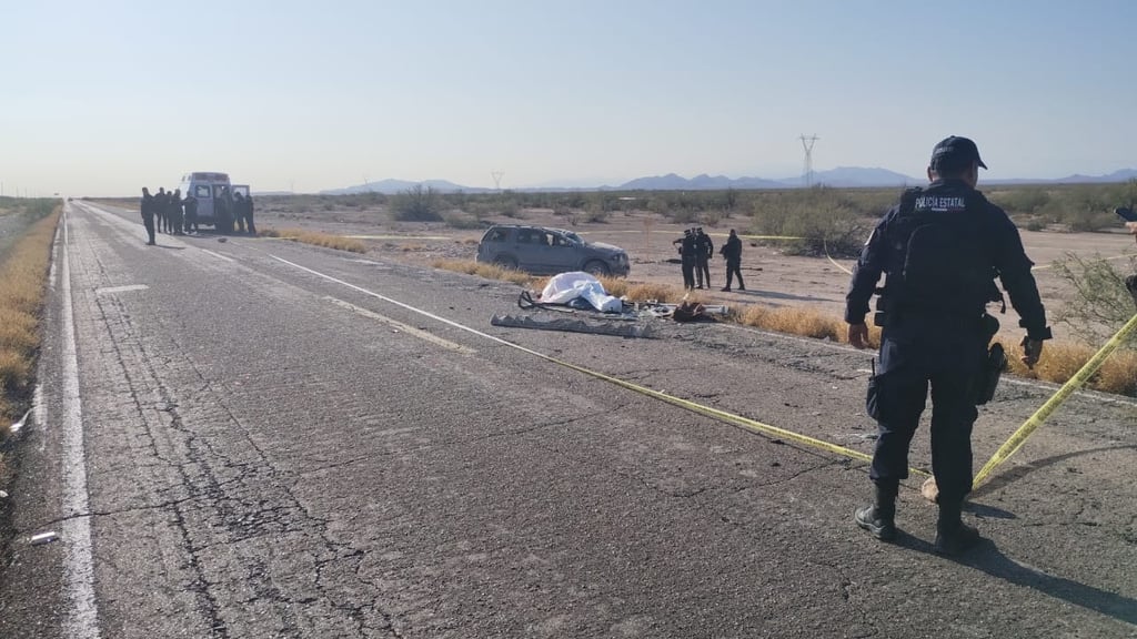 Volcadura en la Gómez Palacio-Jiménez deja dos hombres muertos