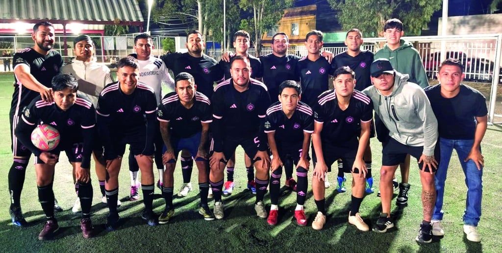 Finalista.  Fisio Butzman se metió a la final de la Liga de  Futtbol de la Unidad Deportiva Chapultepec, donde se medirá al Panthers.