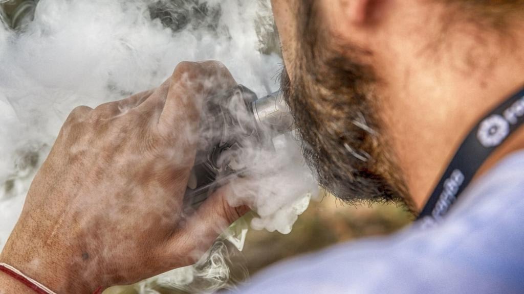 Vapeadores: Con ley, buscan prohibir venta a menores de edad en Durango