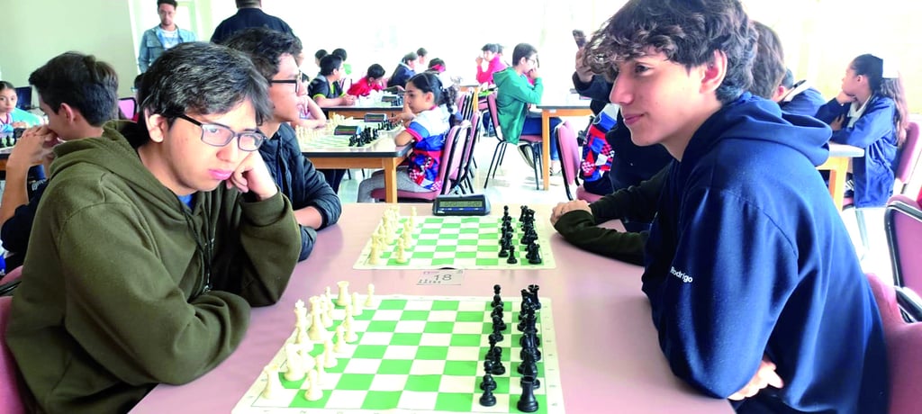 Participación. El torneo reunió a 42 talentosos participantes de las categorías primaria, secundaria y preparatoria, provenientes de 12 colegios de la región.