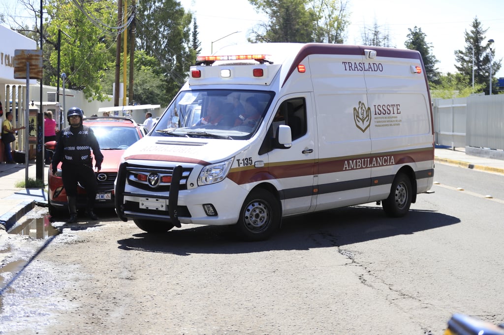 Trasladan a Durango a mujer que sufrió un accidente en Cuencamé