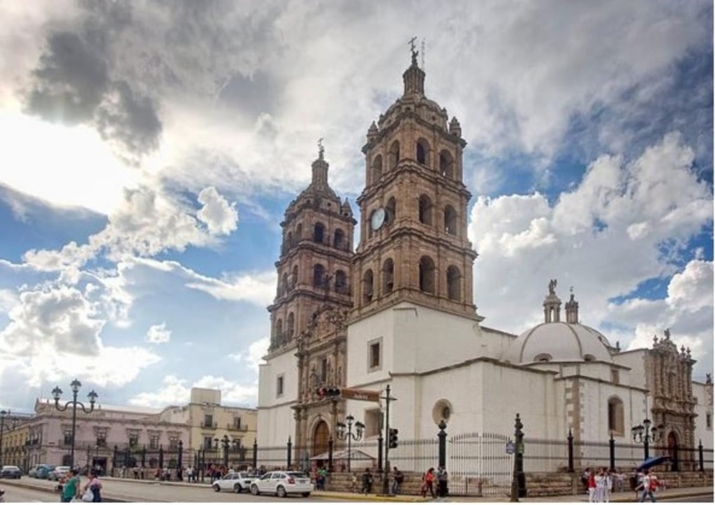 Clima. Para este domingo se espera un día fresco por la mañana y cálido al mediodía, por la tarde y noche.