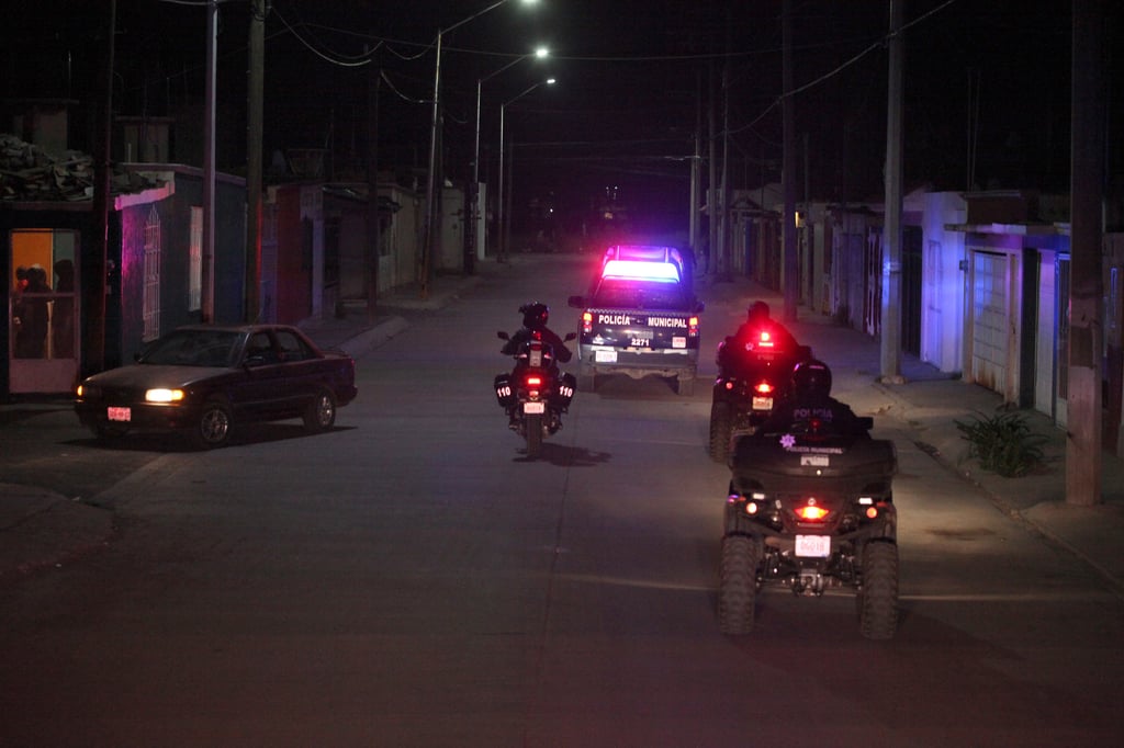 Robaron y despojaron de su vehículo a un taxista en Los Remedios