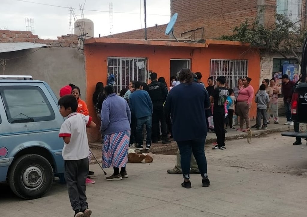 Hecho. Un masculino de 19 años de edad salió de su casa y a pocos metros fue lesionado con una arma blanca.