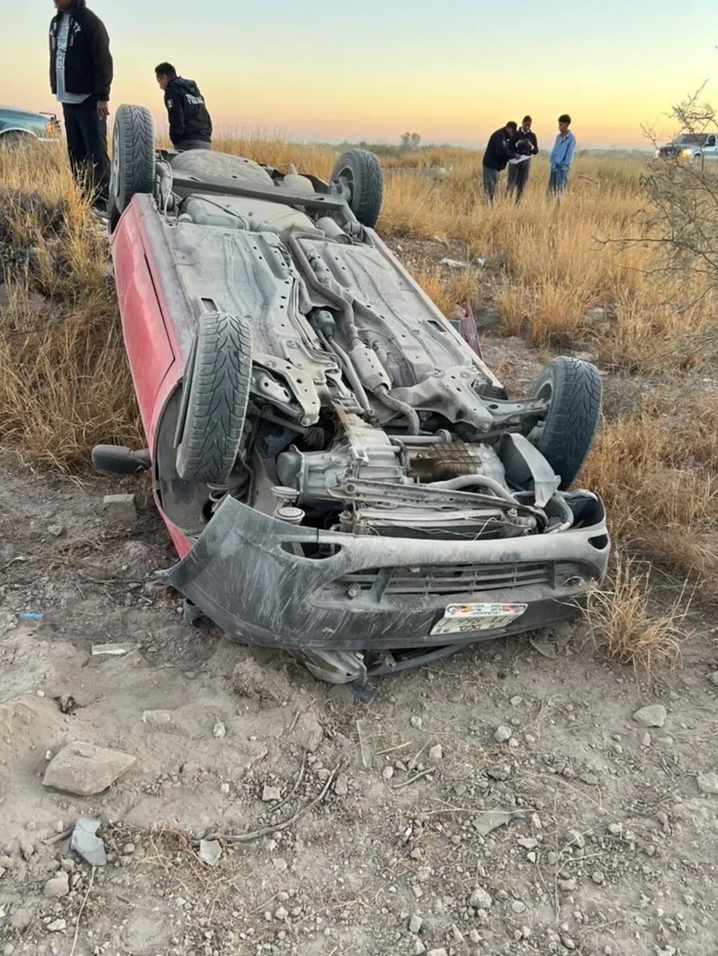 Hecho. Una joven embarazada resultó lesionada tras volcadura en Gómez Palacio