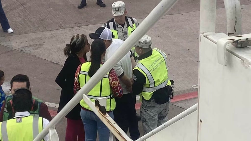 Desvío de vuelo Volaris: Transfieren a penal de Puente Grande a persona que intentó desviar avión