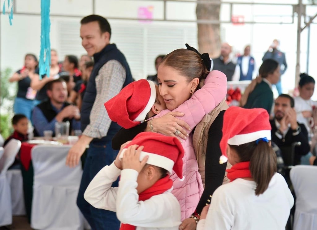 Mensaje.  'Mi esposo, el Gobernador y quien es el papá de todos ustedes, mis hermosos pequeños, está siempre al pendiente trabajando desde el corazón', dijo Rosso Rivera.