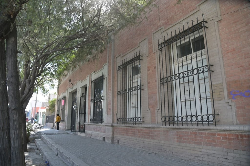 Las nuevas oficinas de Bienestar Social están ahora ubicadas en la avenida Allende 439, entre Independencia y Santiago Lavín, en el edificio conocido como 'La Casa de las Banquetas Altas'.