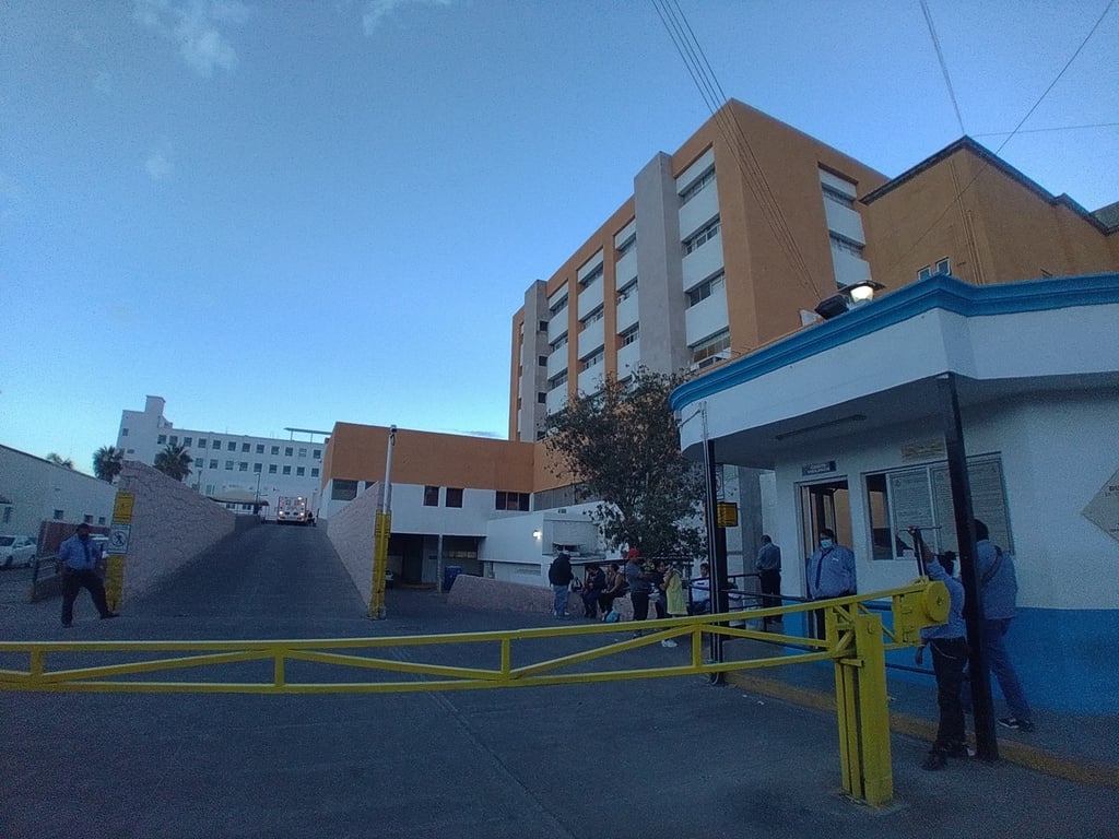 Accidente. Un niño de ocho años de edad se lesionó la mano izquierda cuando intentó cortar ocote con un pequeño machete.