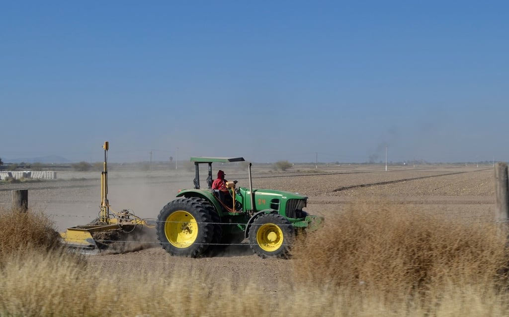 Productores agrícolas de la Comarca Lagunera buscan eficientar el agua que se les facilitará.