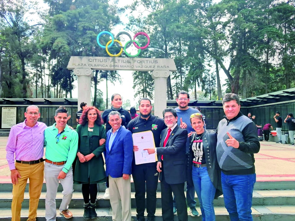 Maestros. Durango cuenta con dos maestros entrenadores en boxeo certificados por la FMB. 