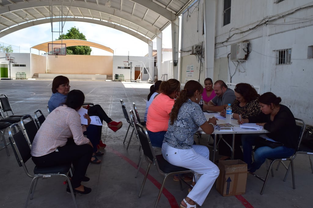 Datos. El IMCO indica que el 51 por ciento de las madres que tuvieron que hacer una pausa en su carrera profesional debido a la atención de tareas del hogar y cuidados.