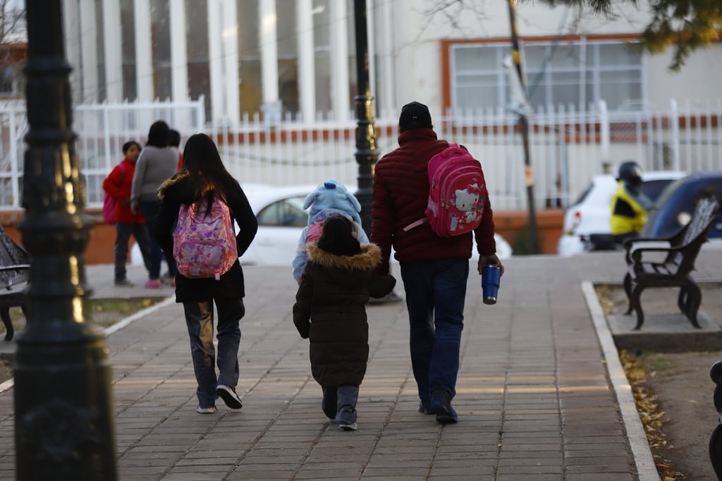 Clases. Se informó que la suspensión de clases en centros educativos se evaluaría por regiones.

