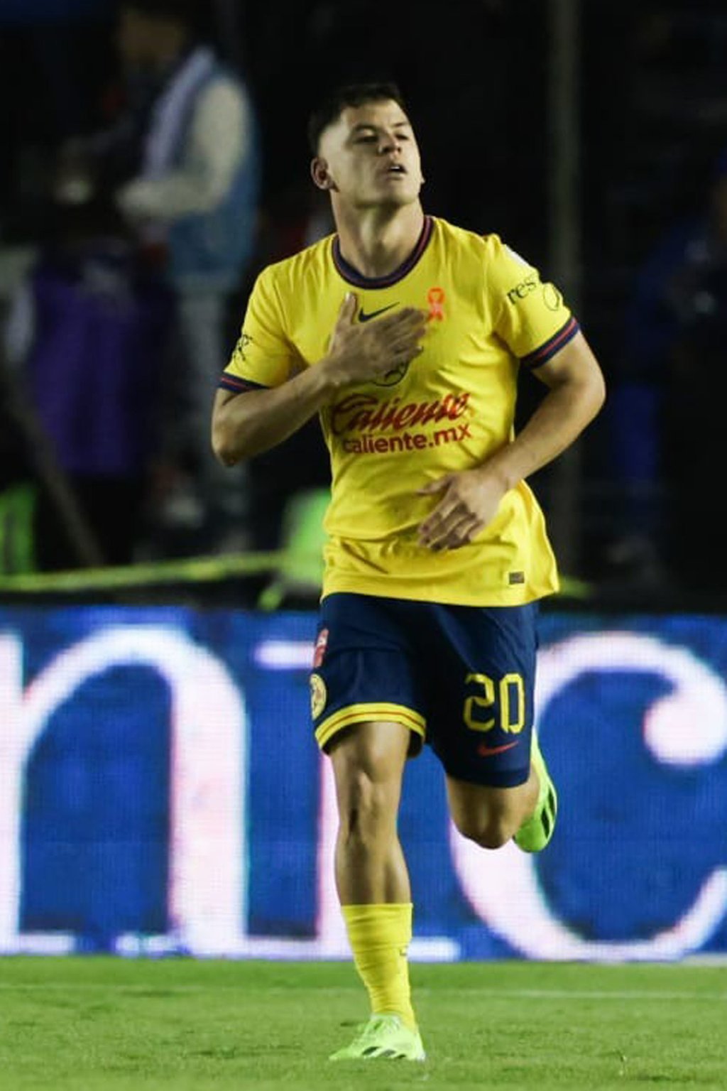 Debut. El campeón, America, debuta esta noche ante los Gallos de Querétaro en el inicio del Clausura 2025.