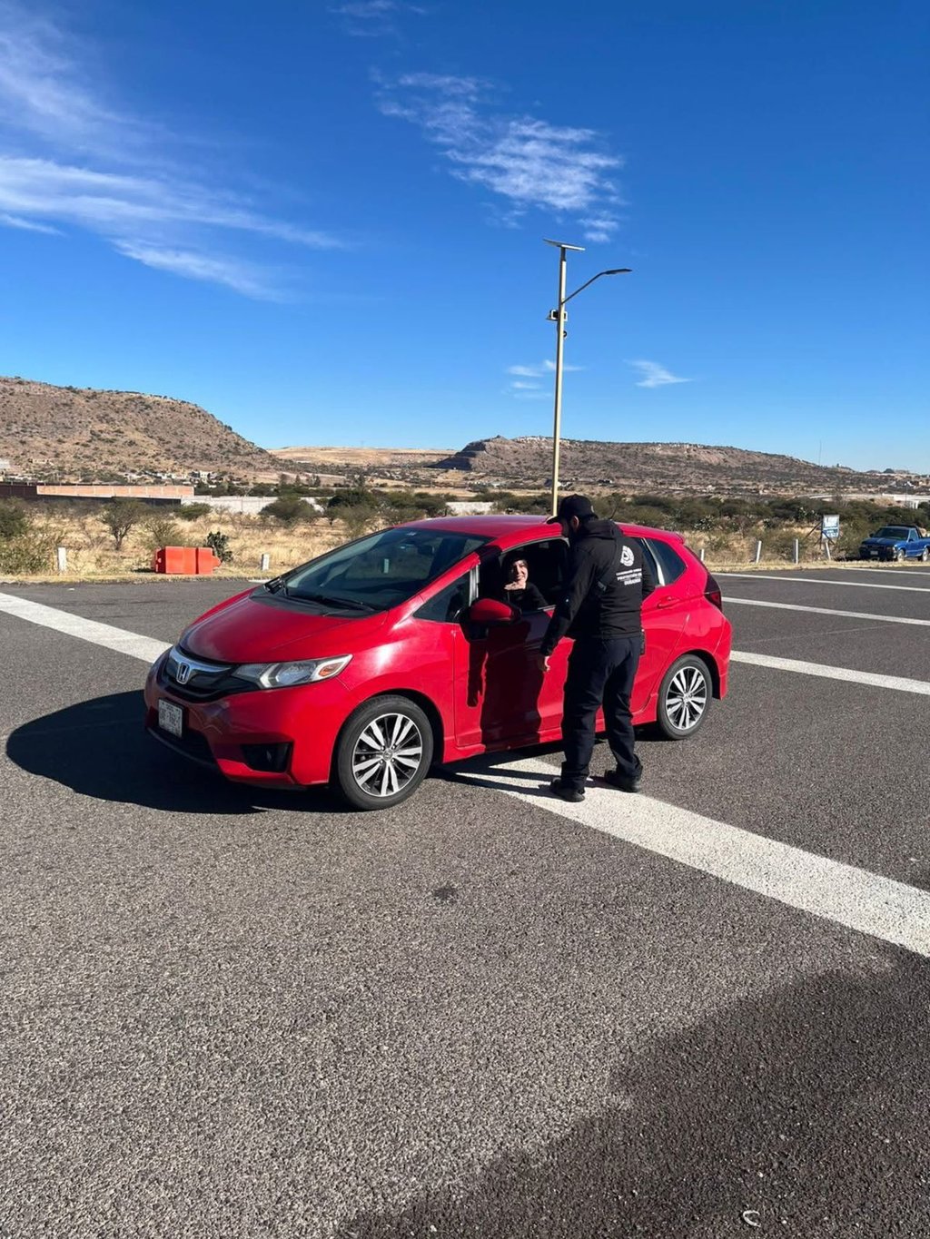 Congelamiento. En algunos tramos de las vías hacia Sinaloa, se registró hielo en la cinta asfáltica. 