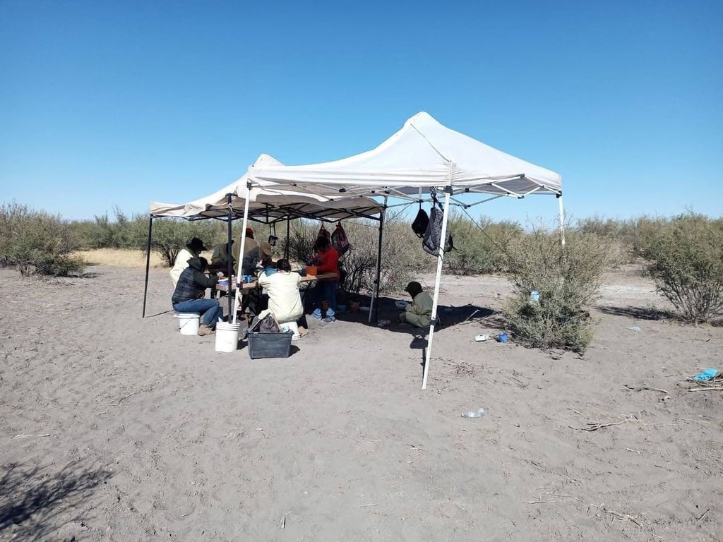 Esfuerzo. Quienes pasaron por la terrible experiencia de perder a un ser querido conformaron esta asociación que se ha dedicado a la búsqueda de desaparecidos.






