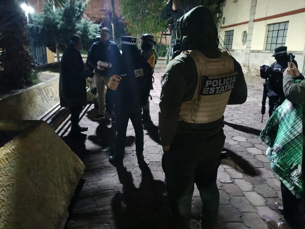 Acción. El operativo RECON atendió a 24 personas más en situación de calle, la noche de este jueves para amanecer el viernes.