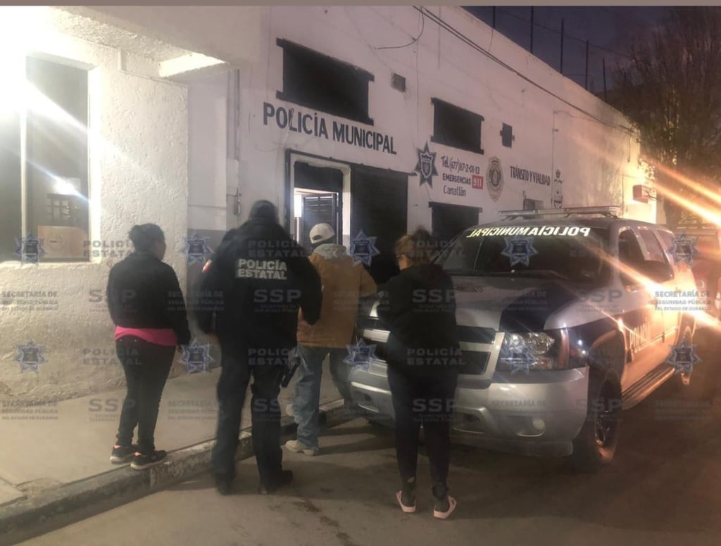 Acción. La Policía frustró un intento de extorsión en Canatlán; exigían 100 mil pesos por la liberación de un joven.