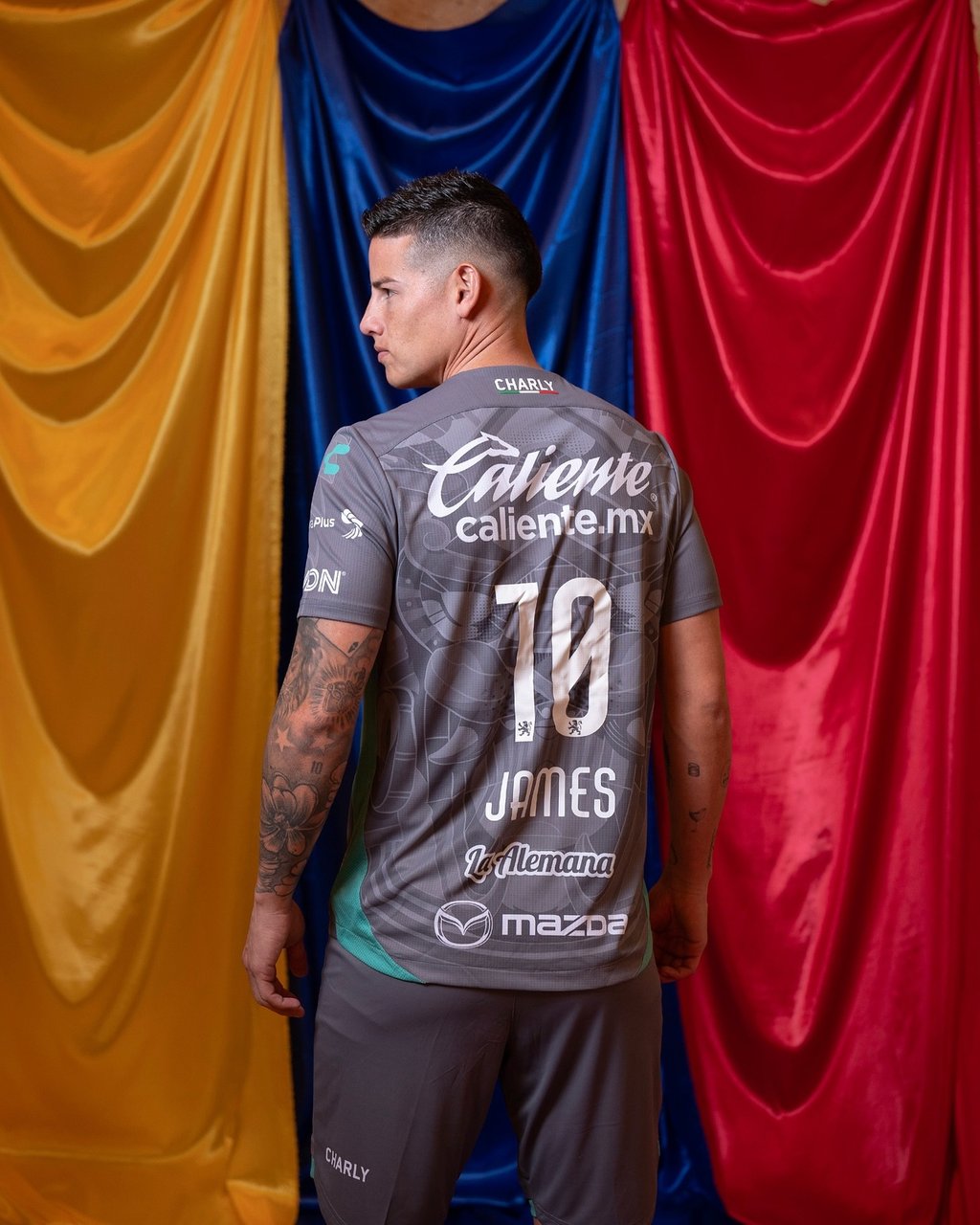 Playera. James Rodríguez ya está registrado en la Liga MX y el León confirmó que el sudamericano portará el número 10.