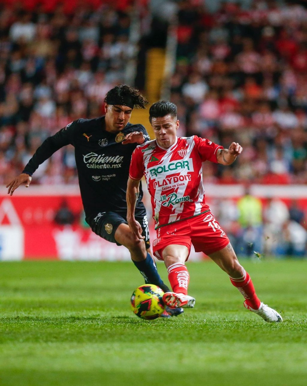 Contundencia. Con este resultado, los hidrorrayos del Necaxa firmaron los tres puntos, mientras que las Chivas de Guadalajara obtuvieron su primera derrota en el Clausura, buscando levantarse.