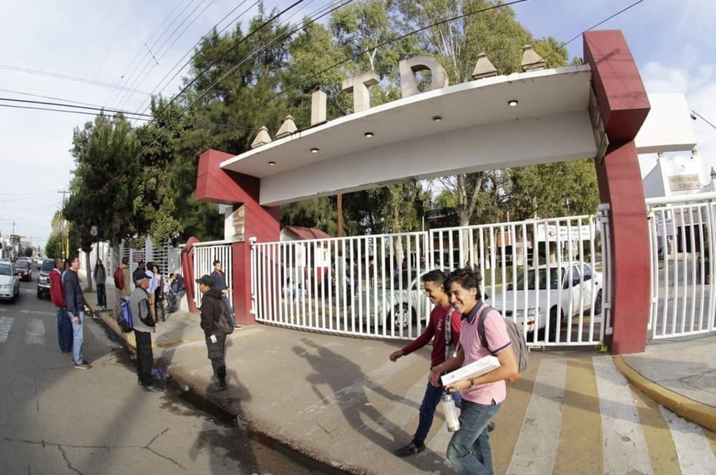 Destino. El recurso que ingresa por semestre de inscripciones se usa para el mantenimiento no solo del inmueble, sino de todas las carreras y del sistema de cómputo.