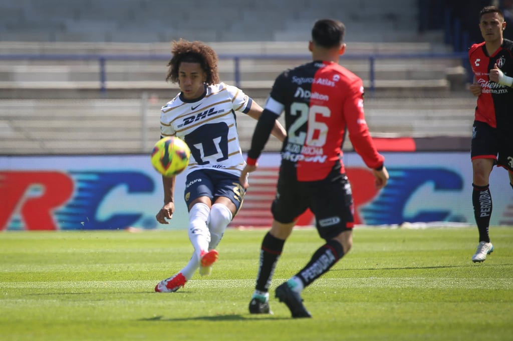 Presentación.  Pumas ya estrenó a uno de sus refuerzos del Clausura 2025, se trata de Adalberto Carrasquilla. El futbolista panameño entró de cambio en el partido ante Atlas.