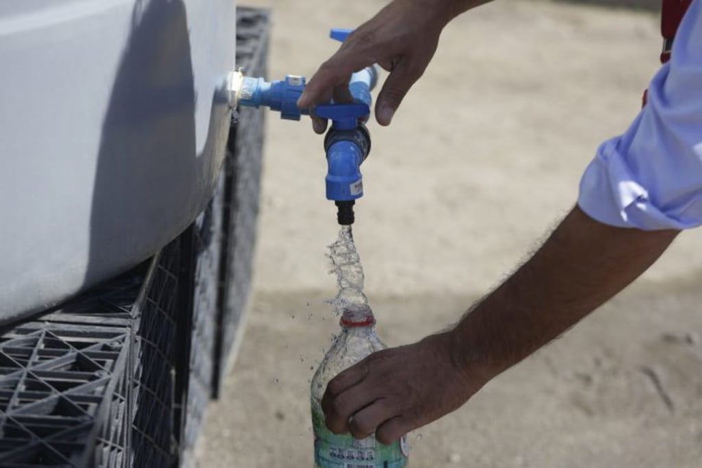 Exhorto. Los gobiernos federal y estatal han convocado a los usuarios del agua a ceder los volúmenes que no estén utilizando, a fin de garantizar el consumo para la población.