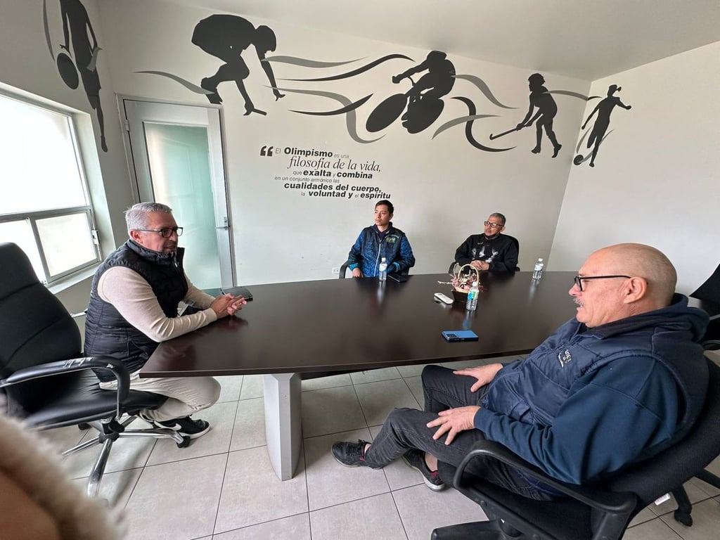 Reunión. Representantes del Taekwondo Escolar visitaron el Instituto Estatal del Deporte para planear el 2025. 