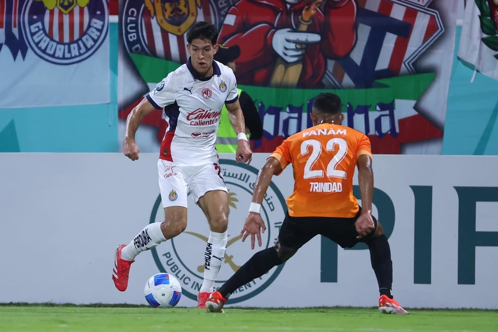 Empate. Las Chivas empataron en el último minuto ante el Cibao dominicano.