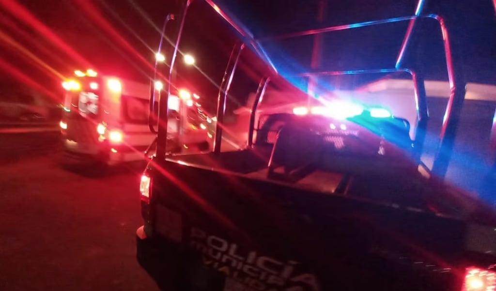 Joven motociclista murió en accidente en Nazas y Circuito Interior; no ha sido identificado