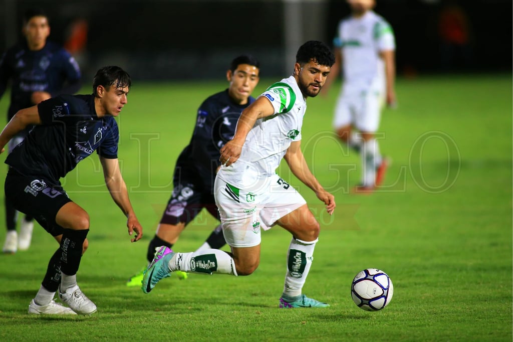 Alacranes de Durango suma su cuarta victoria al hilo en el 'Lunes Premier'