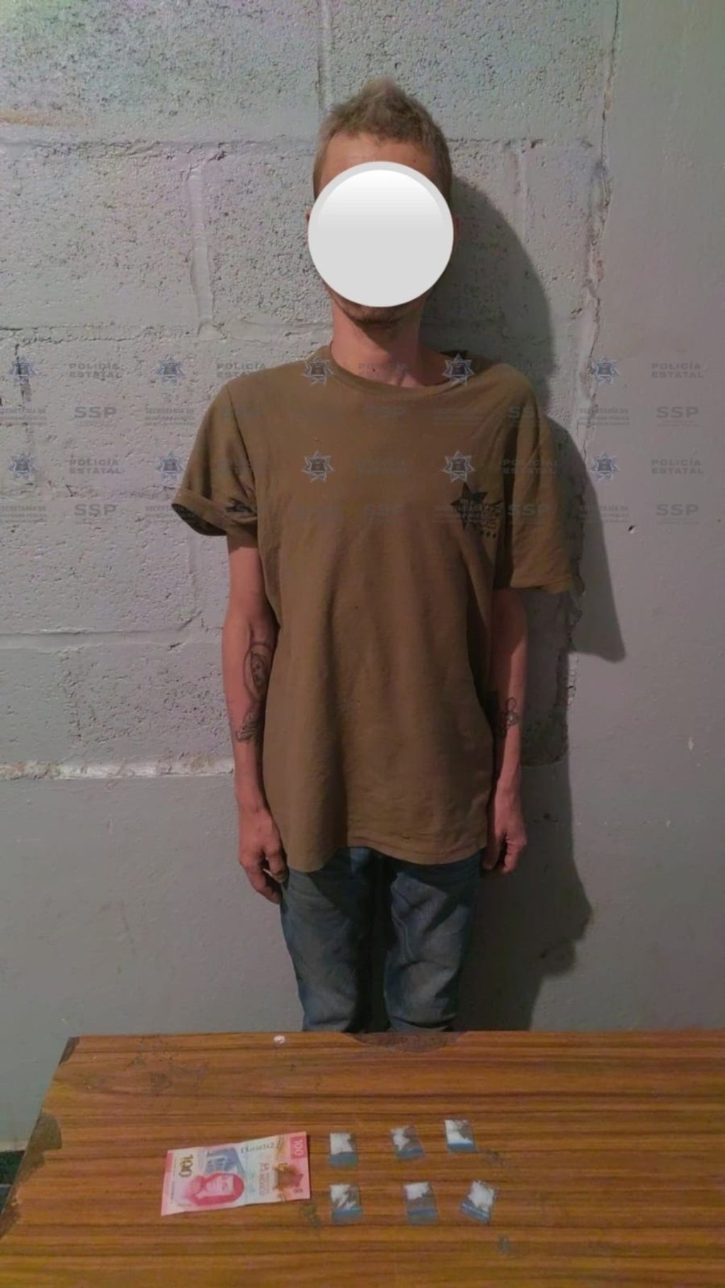 Caso. Aseguraron policías estatales a dos varones con 'cristal' en el municipio de Gómez Palacio.