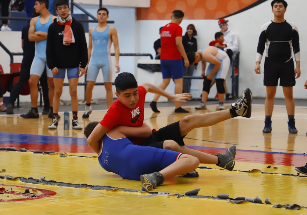 Durango integra selección de Luchas Asociadas