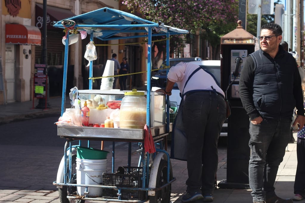 Informalidad. El mes de diciembre fue critico para el empleo y provocó el crecimiento de la informalidad laboral en el estado.