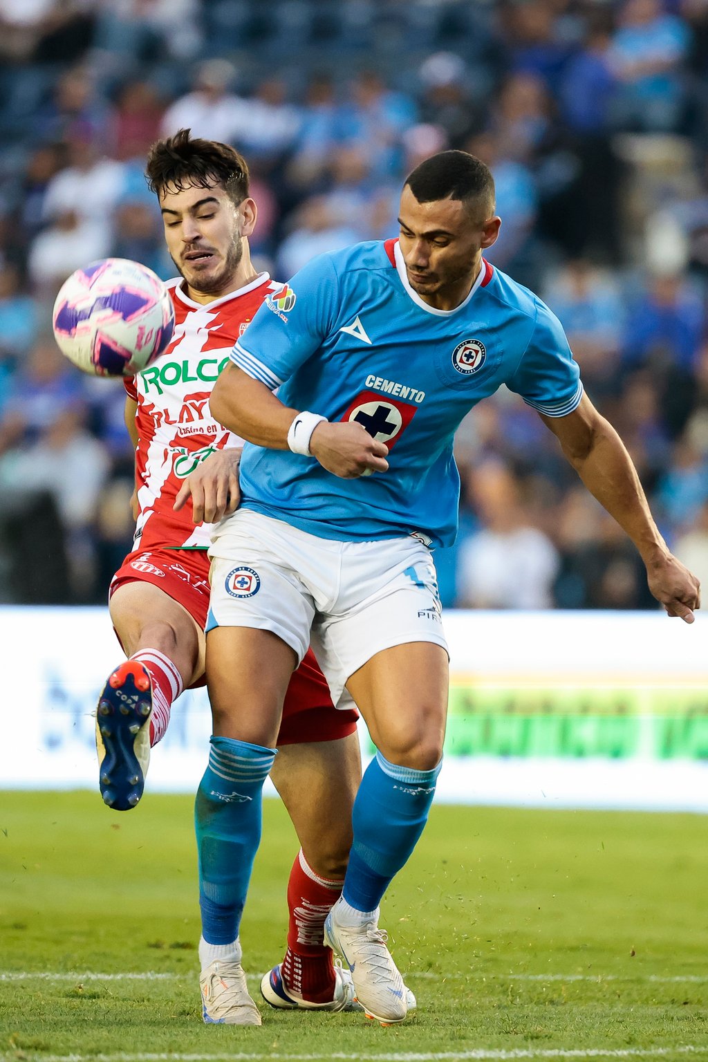 Urgidos. La Jornada 10 del Clausura 2025 en la Liga MX trae un duelo con tintes clave entre Mazatlán y Cruz Azul, dos equipos con objetivos muy distintos pero con la misma urgencia de puntos.