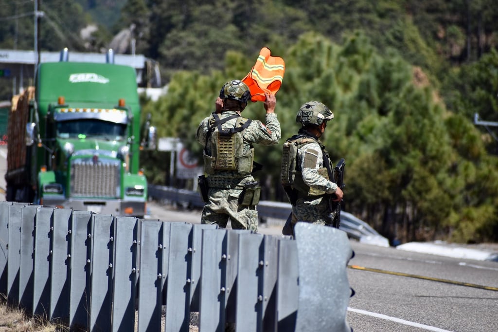 Vigilancia. La supercarretera a Mazatlán está fuertemente vigilada por elementos de la Guardia Nacional y el Ejército Mexicano.