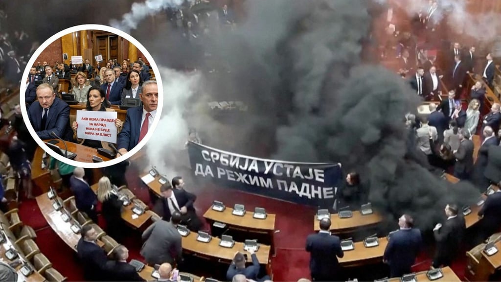Parlamento de Serbia sufre altercado con bombas de humo; califican la acción como 'terrorista' | VIDEO