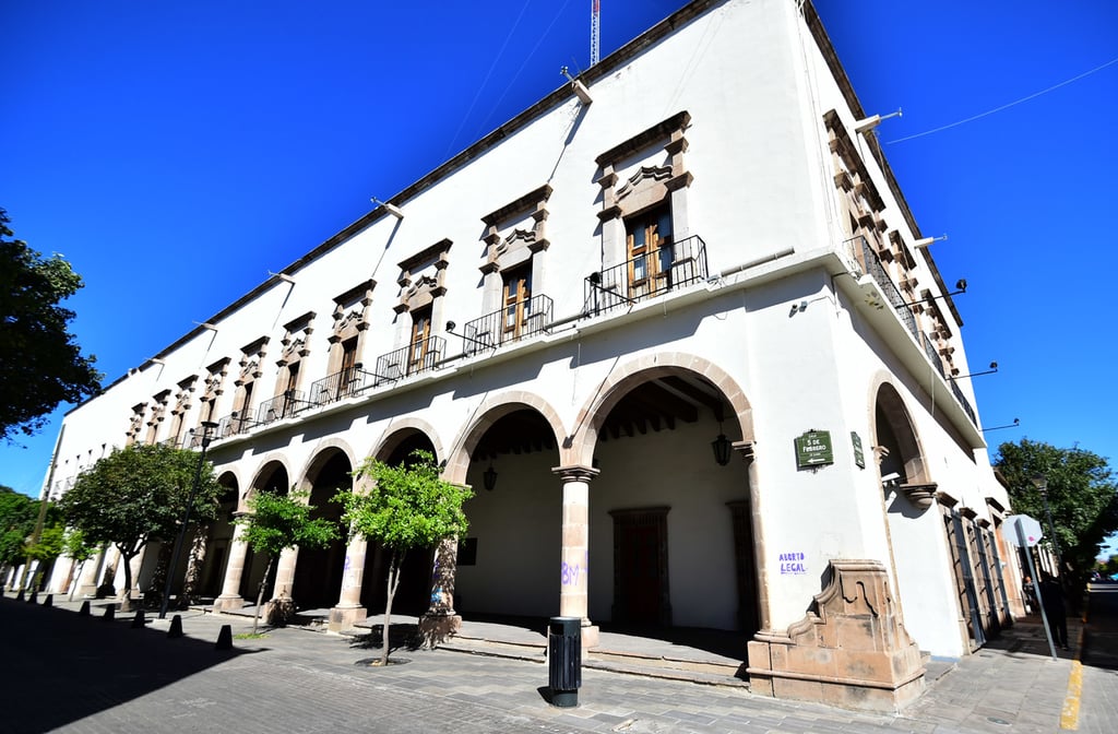 Por años. De legislatura en legislatura se han quedado temas pendientes como el aborto. 